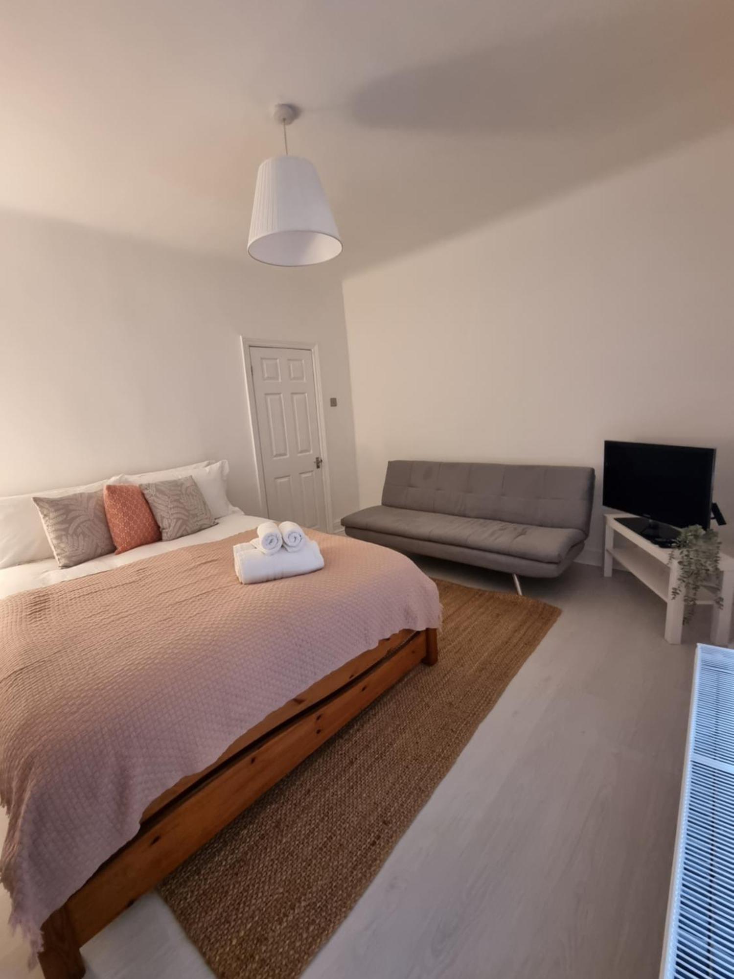 Holiday home Cosy Modern House